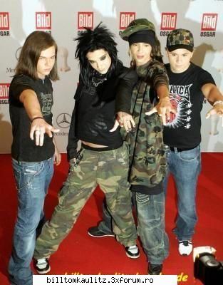 e mumos rau bill!!!! vreau poze f f f noi q eu n`am :((