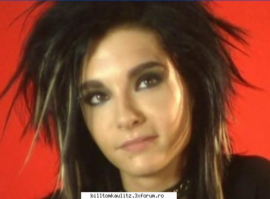 Cel mai fermecator lucru la Bill - guritza....ochisorii.....nasucul.....bujorii - Bill Kaulitz