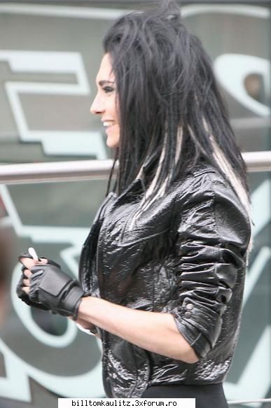 care este parerea voastra despre bill? - este atat de hot! - Bill Kaulitz