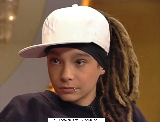 ce parere aveti despre tom ? - Tom e cel mai frumos baiat din loome!!! - Tom Kaulitz