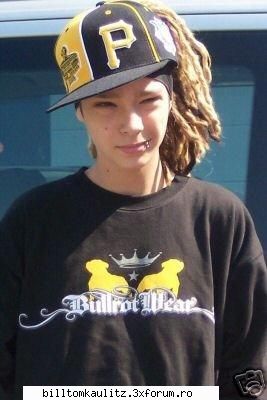 ce parere aveti despre tom ? - cel mai sexy baiat din lume..ce n-as da sa fie al - Tom Kaulitz