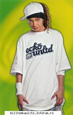 ce va fermecat le tom ? - luke ce cute poate sa fie...e hapar de'al meu:D - Tom Kaulitz