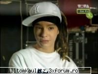ce va fermecat le tom ? - D:D ciuda mie ca nu mai pot sa intru cu - Tom Kaulitz