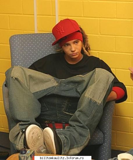 poze cat mai cool cu tom - punetzi cat mai multe poze cu el pt ca merita - Tom Kaulitz