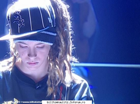 poze cat mai cool cu tom - vaiii...morrrrrrrrrr - Tom Kaulitz