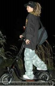 poze cat mai cool cu tom - VAI , ce dulllceeeee e aici - Tom Kaulitz